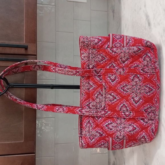 Tote - Picture 2 of 12